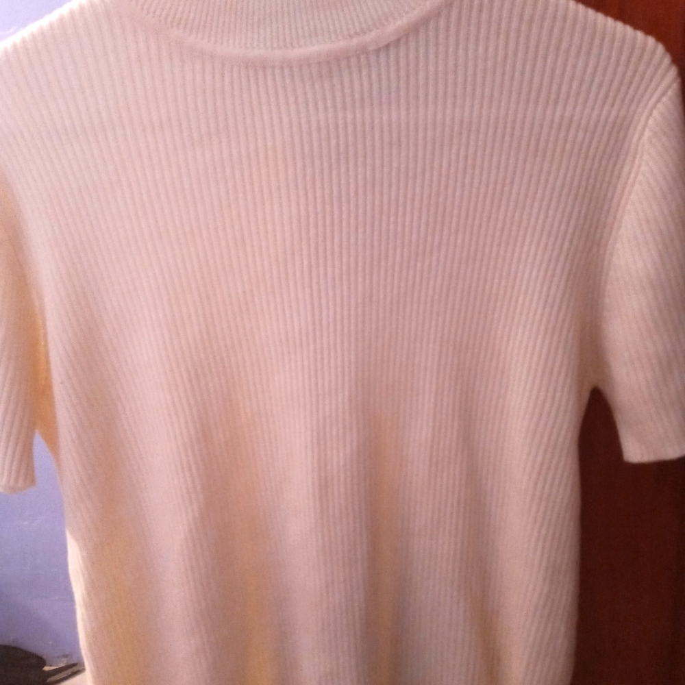 Shirt - Picture 2 of 2